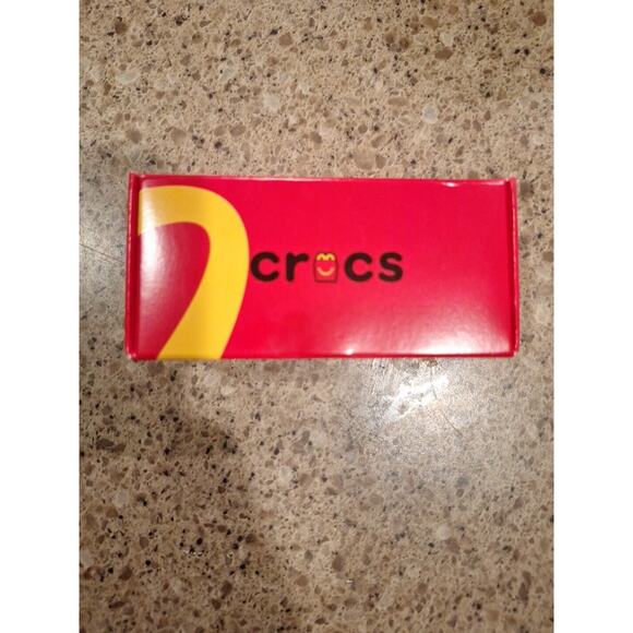 - CROCS Plastic Keychain Clip 2024 Exclusive McDonald's HAPPY MEAL TOYS#4 - Picture 4 of 5